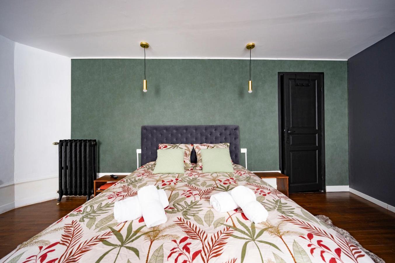 Appartement Spacieux Et Elegant Avec Jardin Montivilliers Bagian luar foto